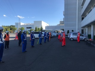 1号警備（施設警備）の専門集団として、商業施設はもとよりマンションや病院等の管理業務も行います。